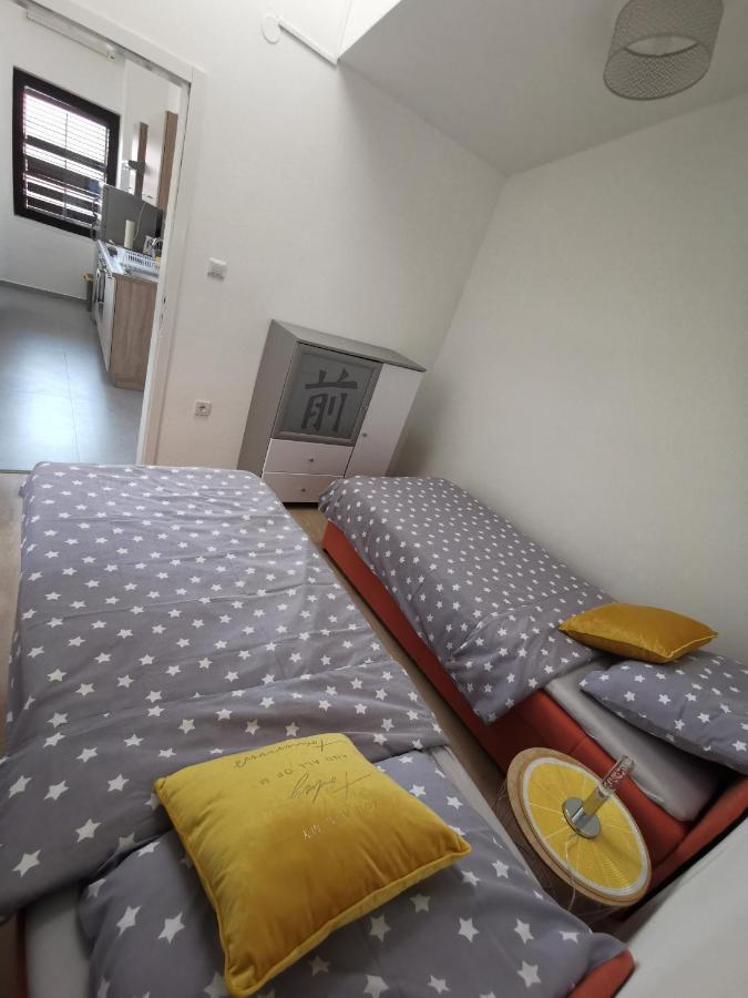 Apartmani Koin メドゥリン エクステリア 写真