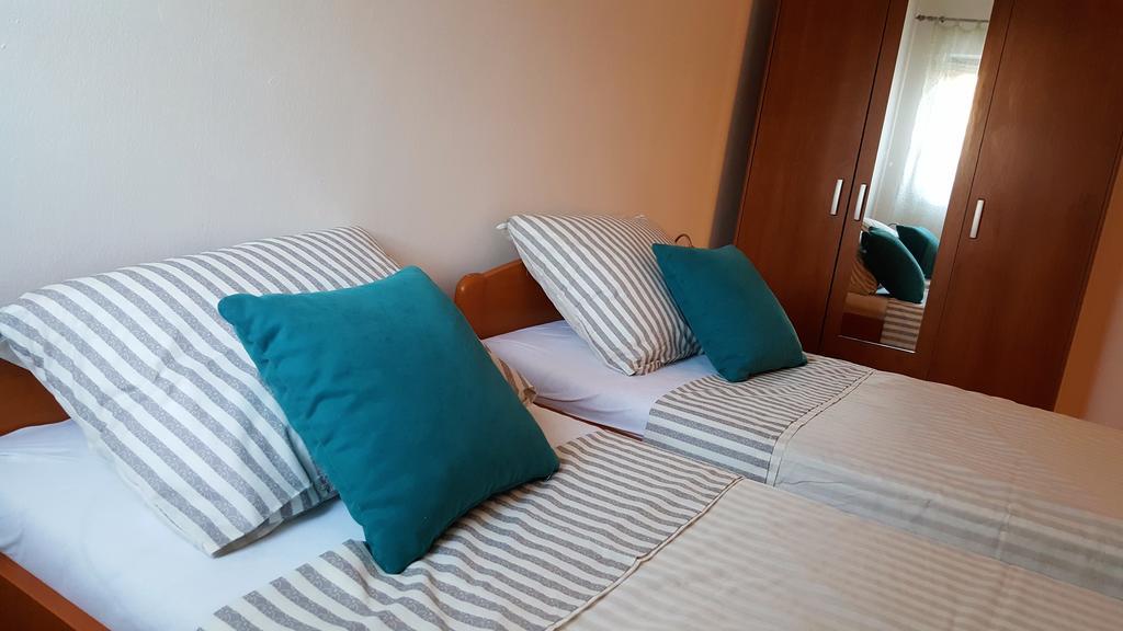 Apartmani Koin メドゥリン エクステリア 写真